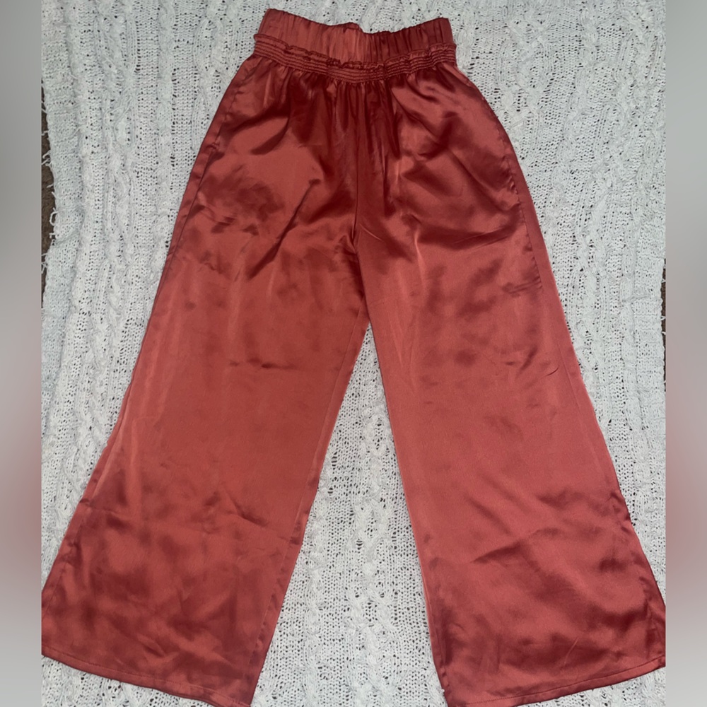 Coral pants